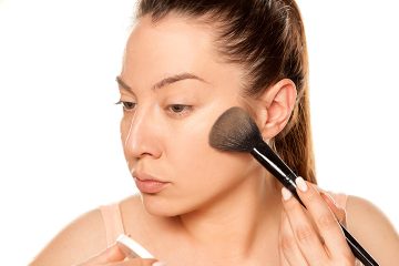 How To Apply Powder Foundation For Beginners