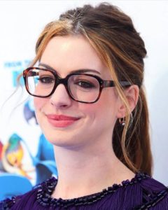 20 Amazing Hairstyles With Glasses That You Can Try Today