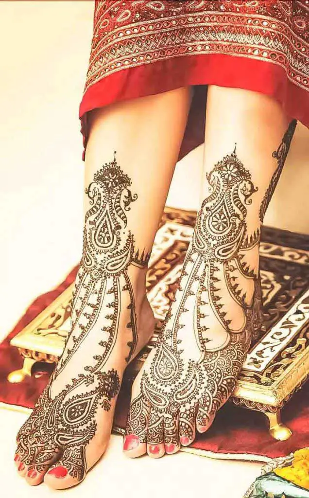 Most Popular Traditional Mehndi Designs For Hands