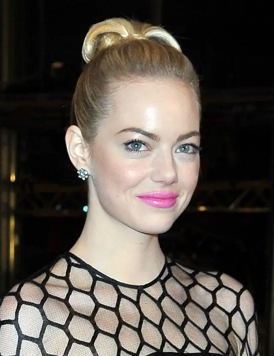 41 Stunning Emma Stone Hairstyles and Haircut Styles to Inspire You