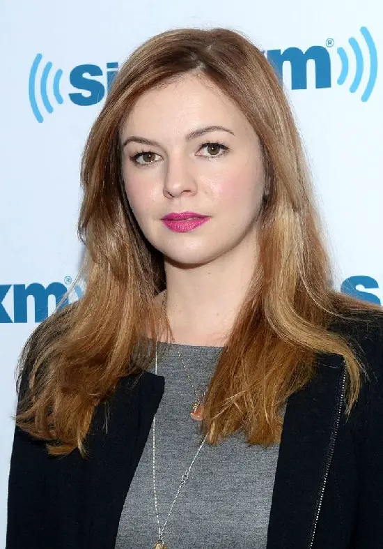 16 Amber Tamblyn Hairstyles - Latest Hairstyles & Haircuts