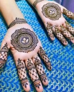 20 Easy Circle Mehndi Designs | That Anyone Can Master