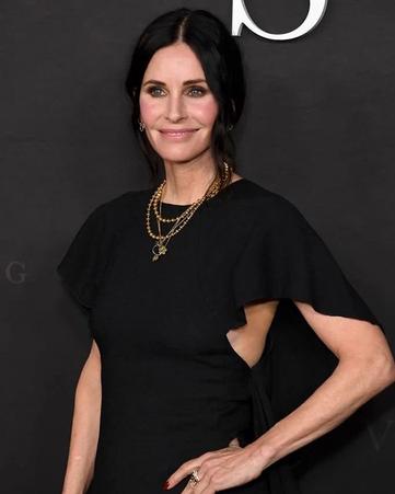 Courteney cox