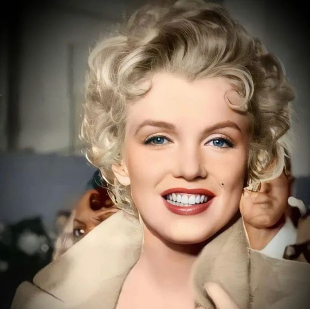 Marilyn Monroe – Height, Weight, Age, Movies & Family – Biography