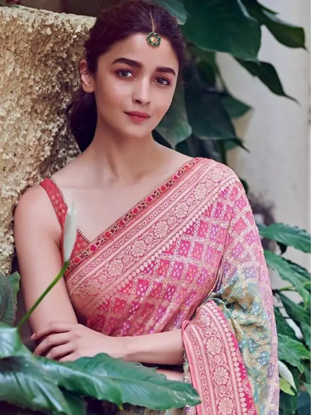 cropped-Alia-Bhatt-Silk-Printed-Saree.jpg