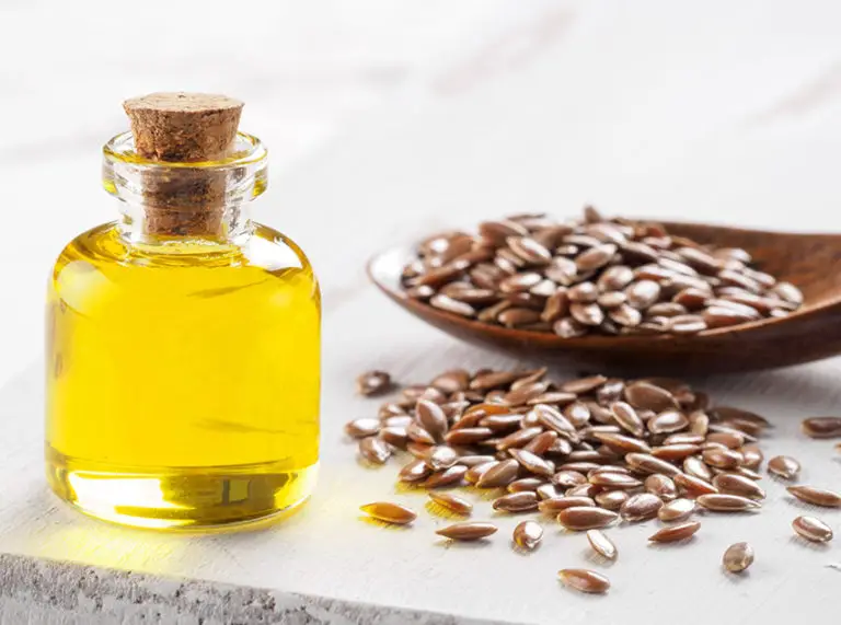 9 Surprising Benefits Of Flaxseed Oil For Skin And Hair